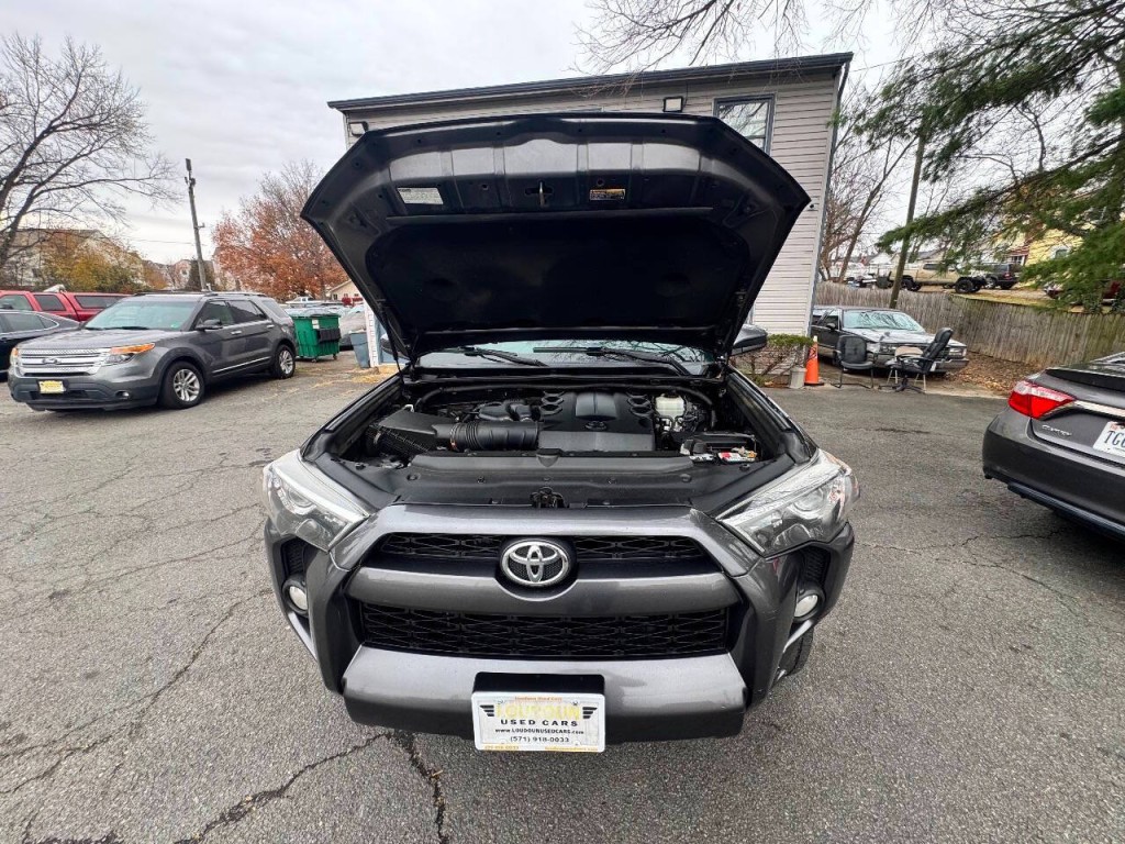 2017 Toyota 4Runner Image 19