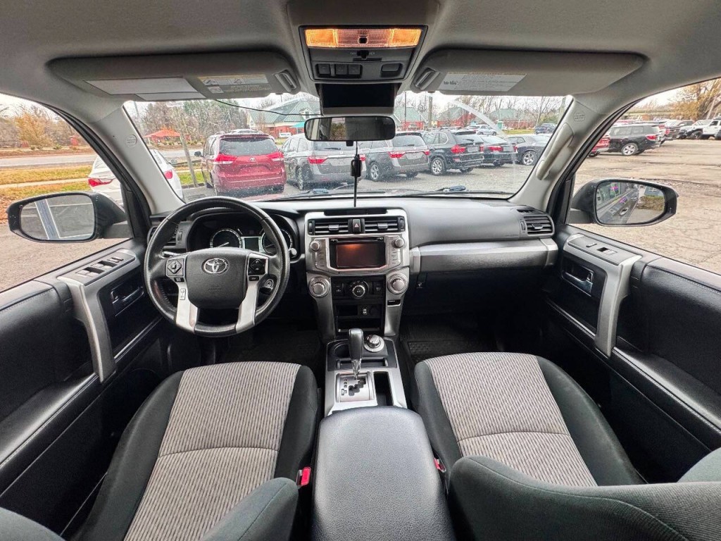 2017 Toyota 4Runner Image 22