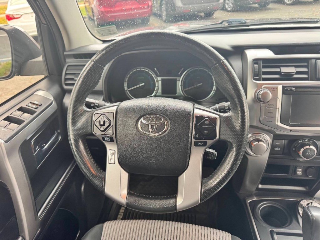 2017 Toyota 4Runner Image 25