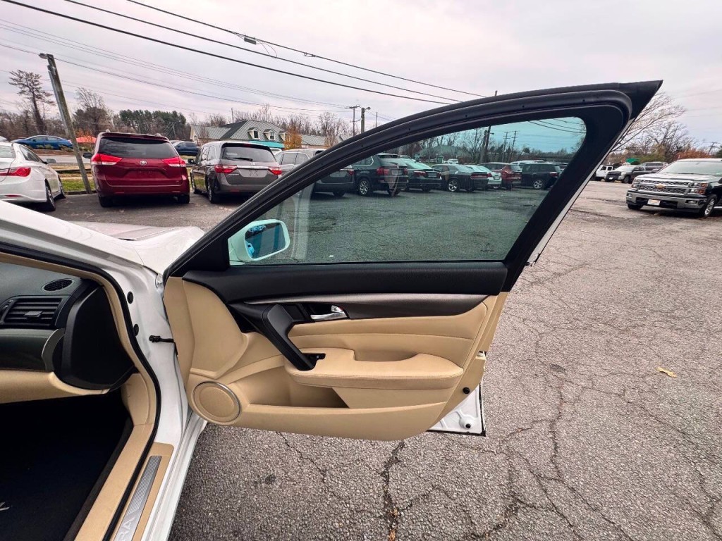 2012 Acura TL Image 15