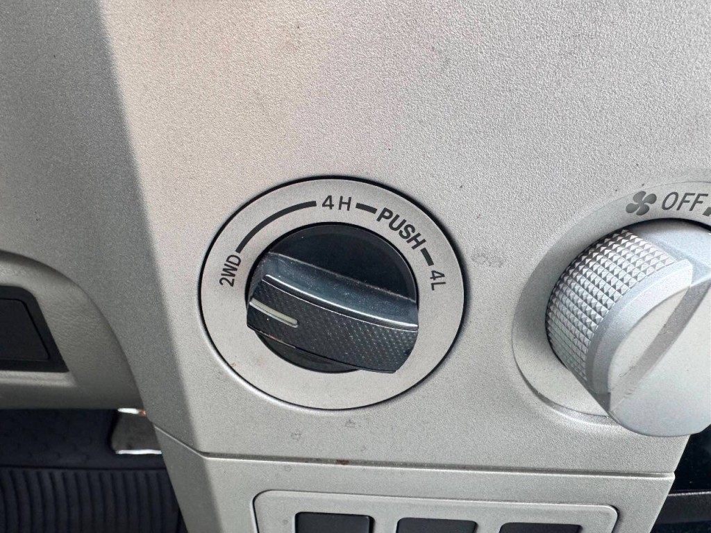 2007 Toyota Tundra Image 25