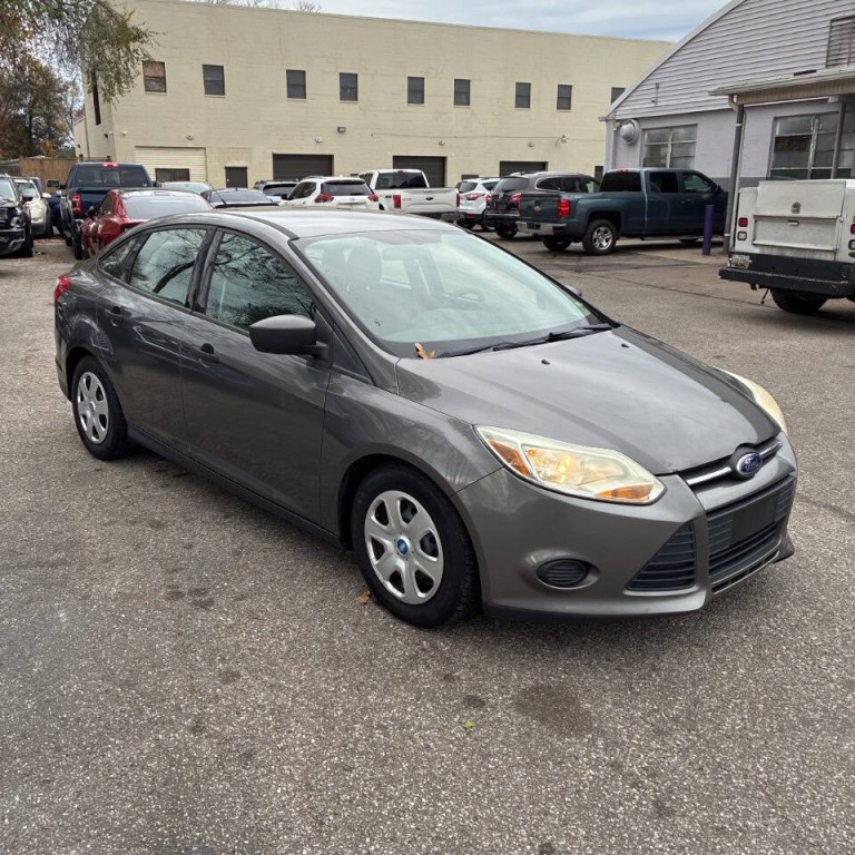 2012 Ford Focus Image 2