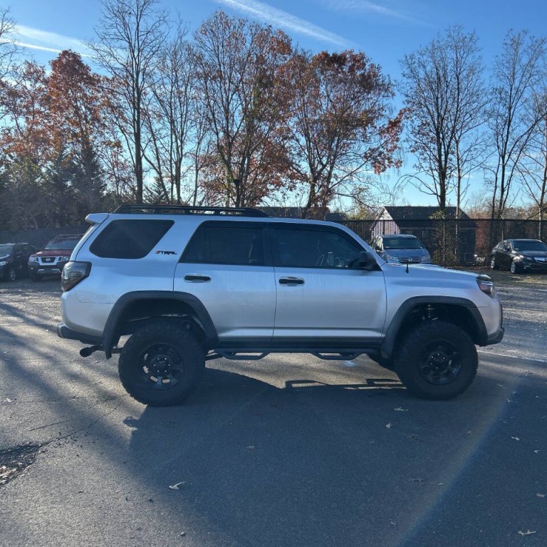 2011 Toyota 4Runner Image 4