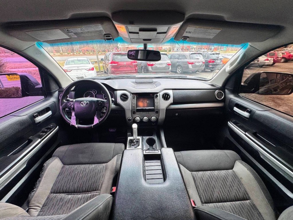 2014 Toyota Tundra Image 21