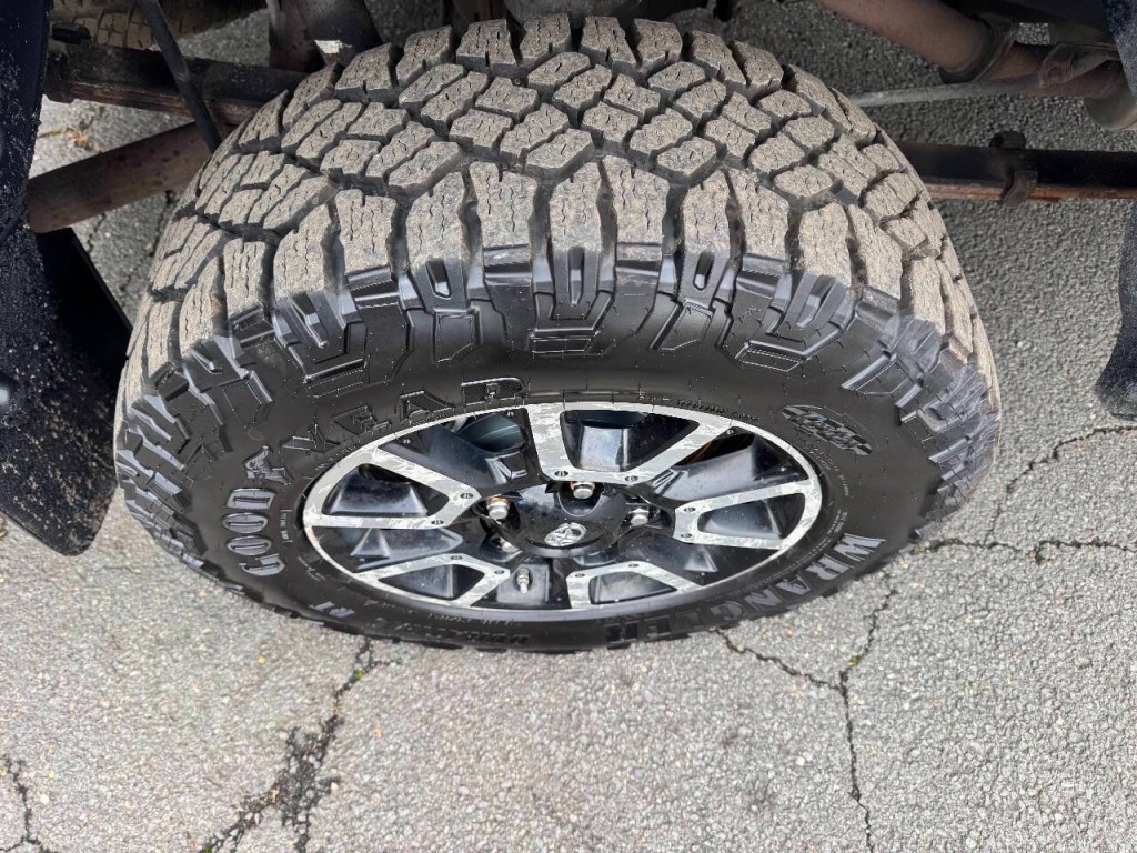 2014 Toyota Tundra Image 32