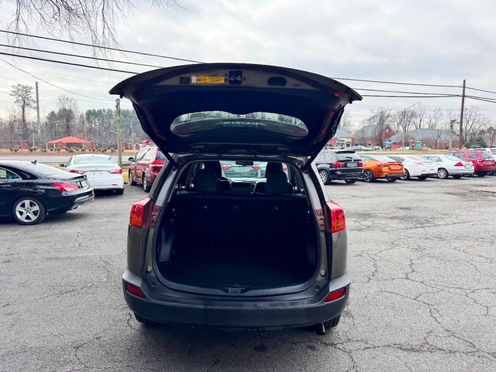 2013 Toyota Rav4 Image 8