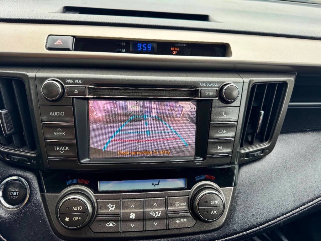 2013 Toyota Rav4 Image 24