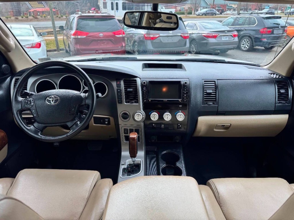 2013 Toyota Tundra Image 24