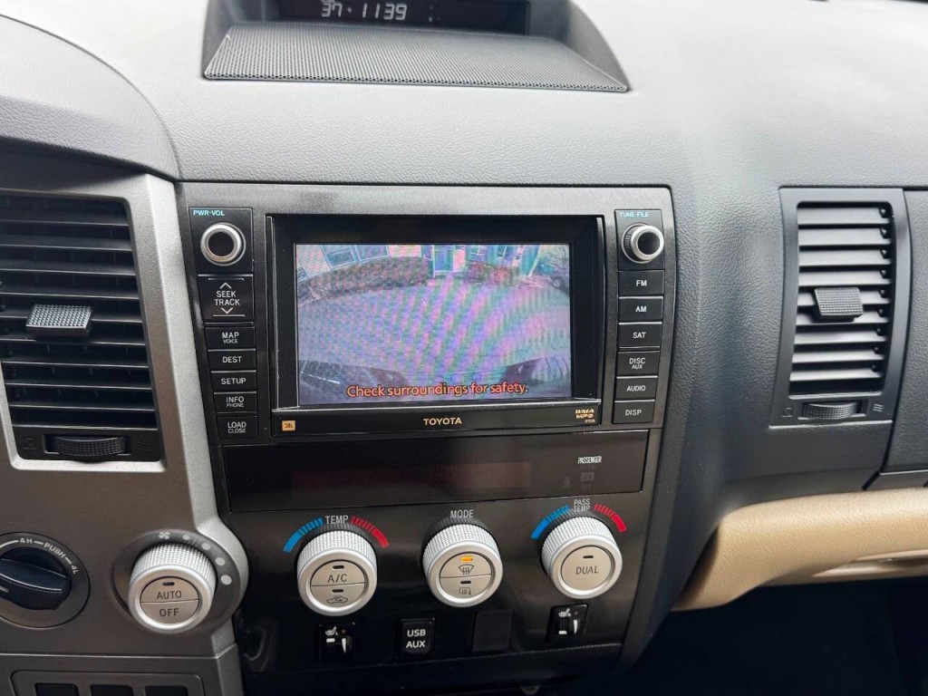 2013 Toyota Tundra Image 33