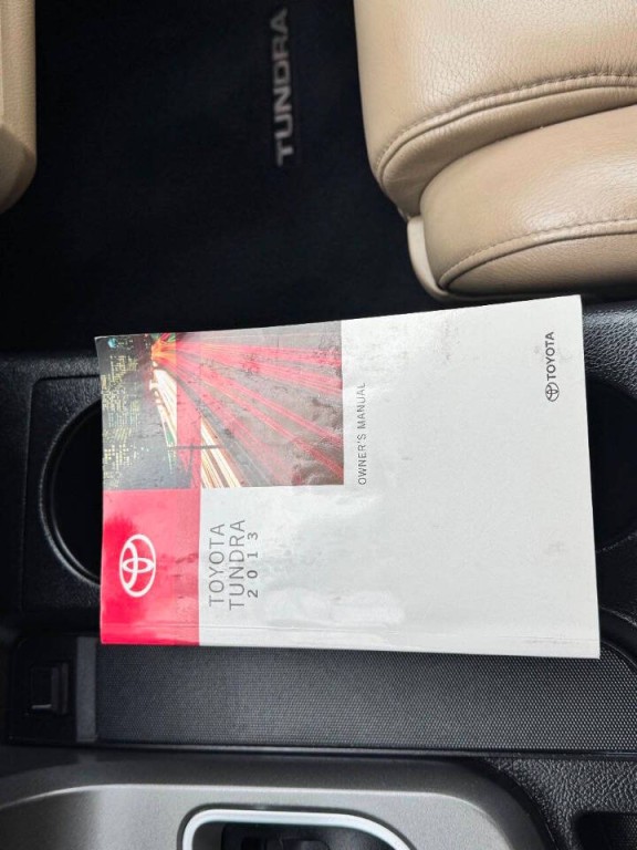 2013 Toyota Tundra Image 35