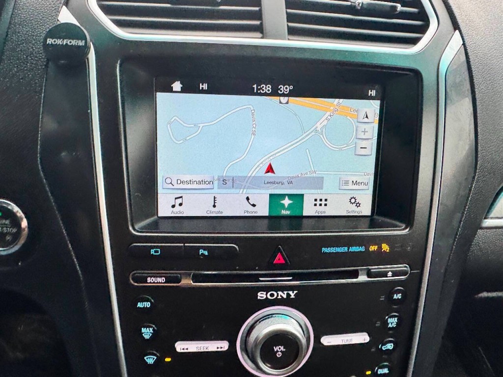 2017 Ford Explorer Image 34