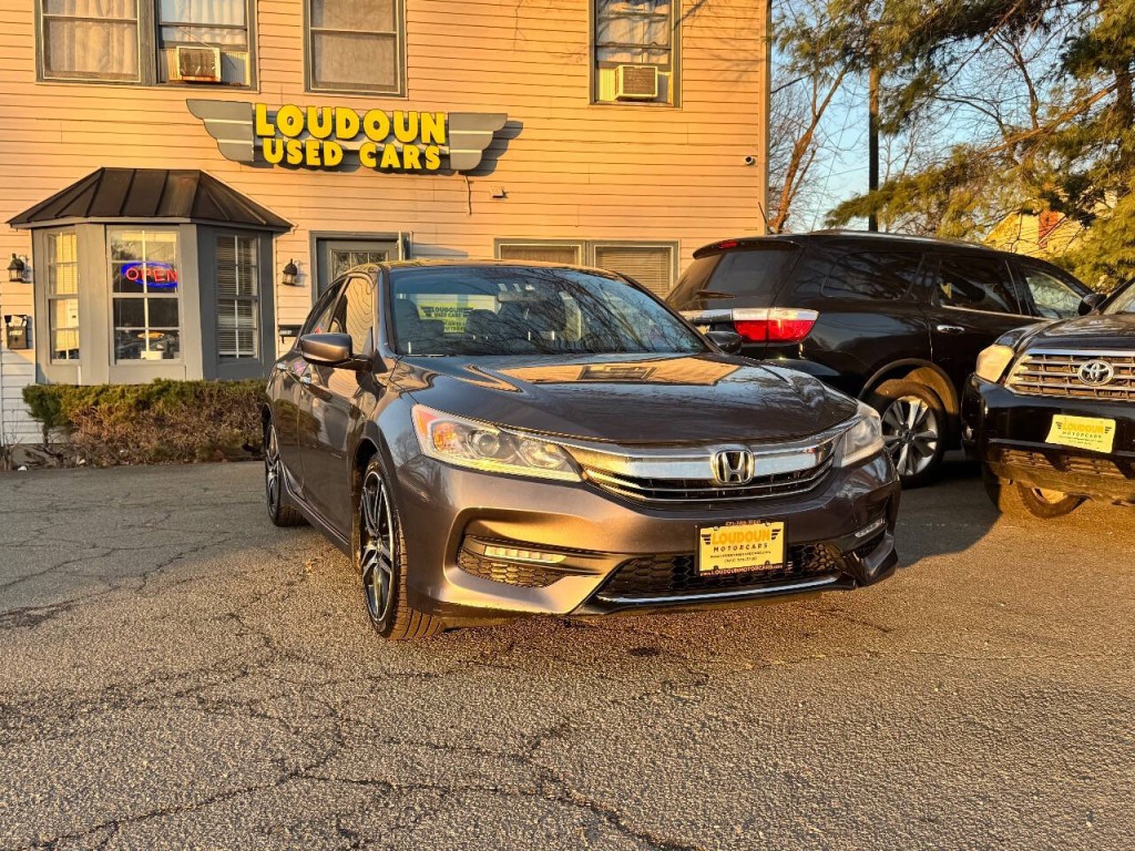 2017 Honda Accord Image 3