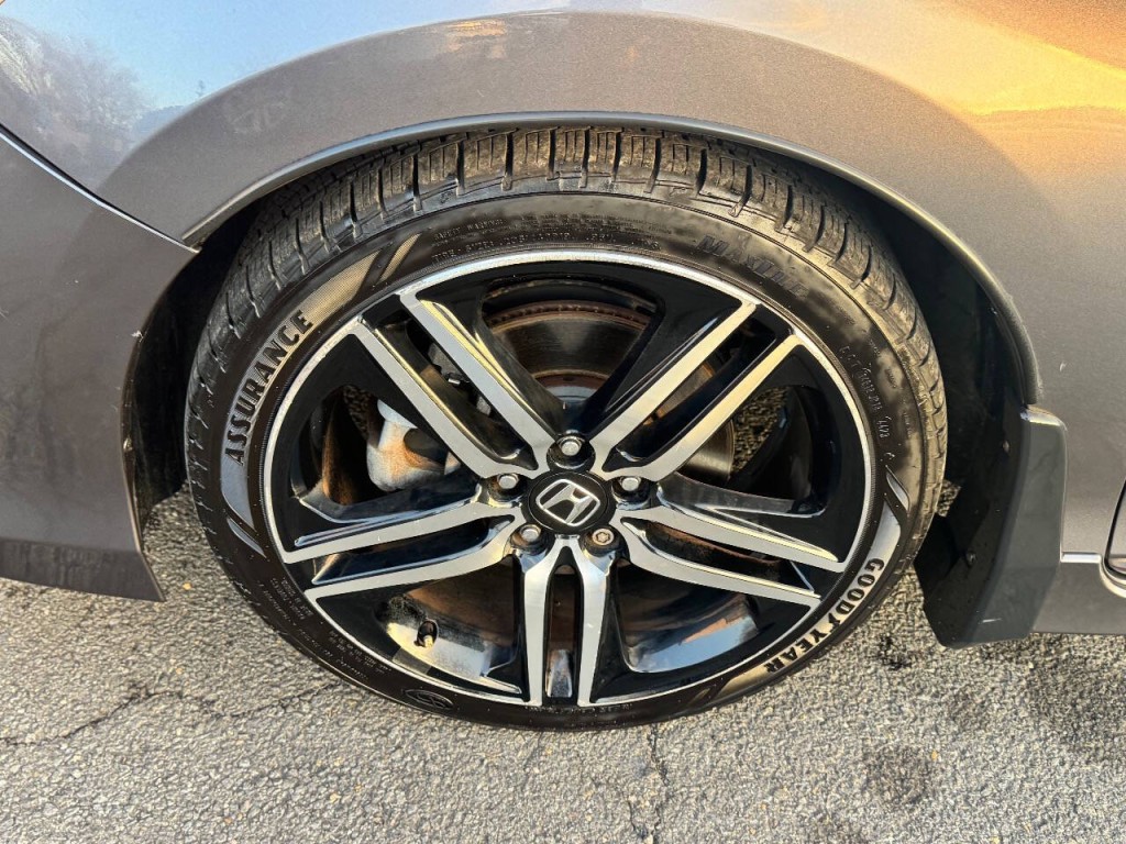 2017 Honda Accord Image 26