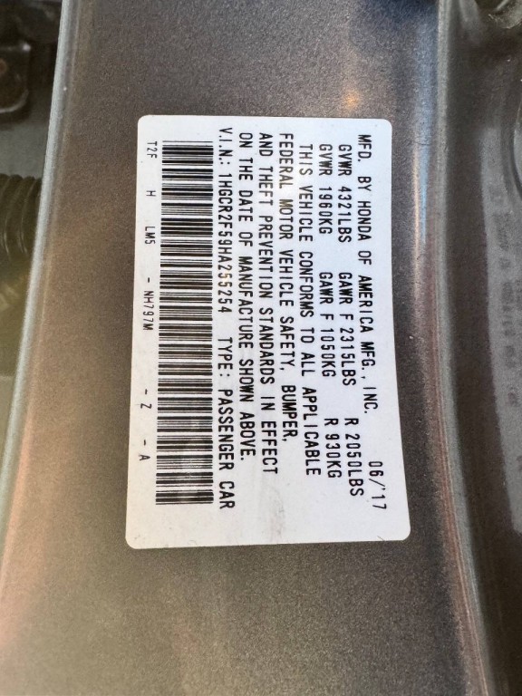 2017 Honda Accord Image 30