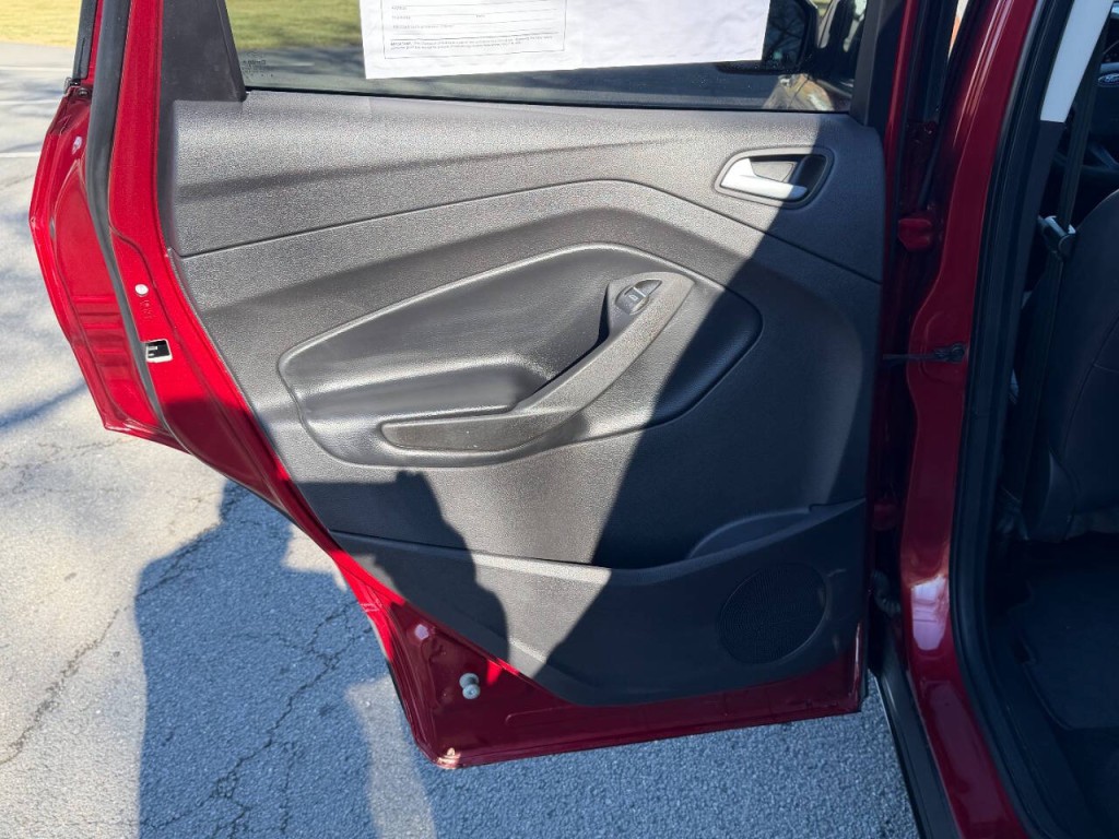 2019 Ford Escape Image 10