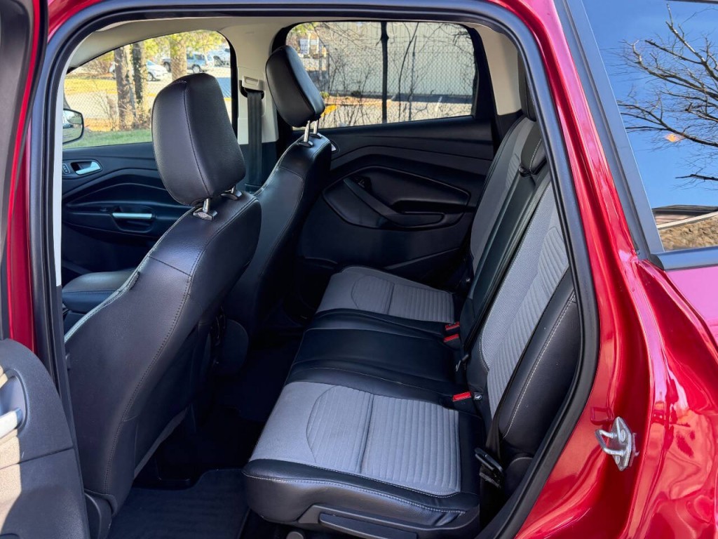 2019 Ford Escape Image 11