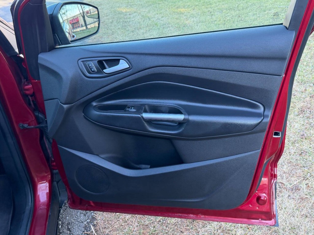 2019 Ford Escape Image 15