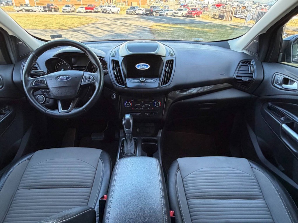 2019 Ford Escape Image 17
