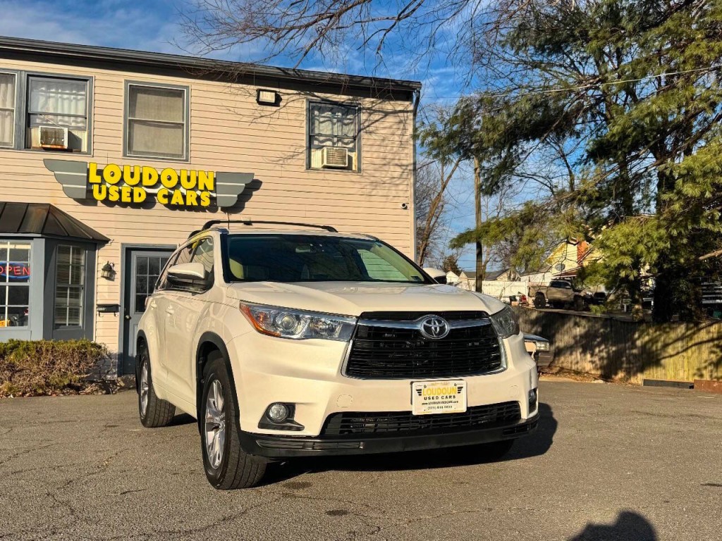 2015 Toyota Highlander Image 3