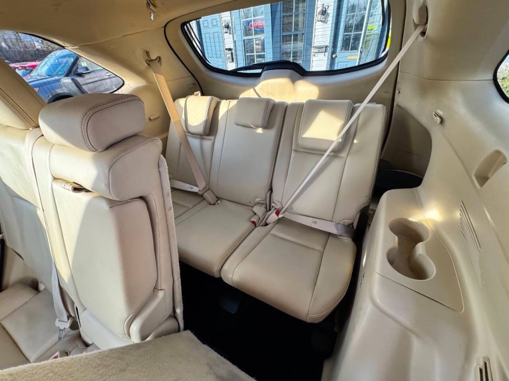 2015 Toyota Highlander Image 12