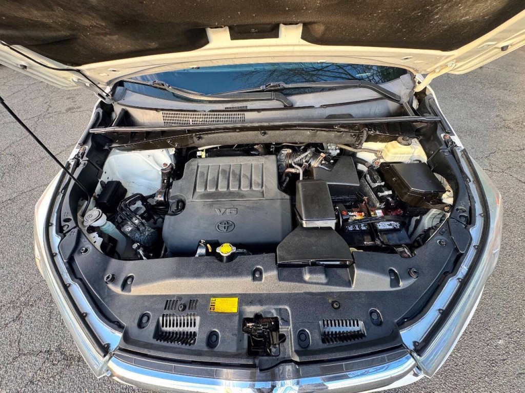 2015 Toyota Highlander Image 31