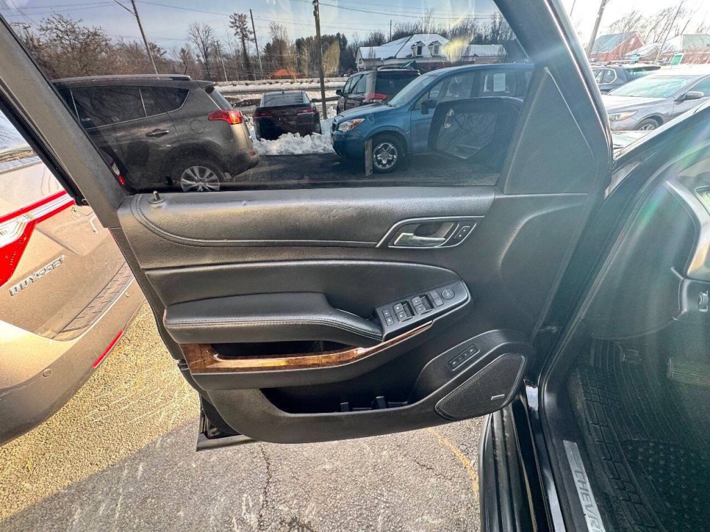 2016 Chevrolet Tahoe Image 7