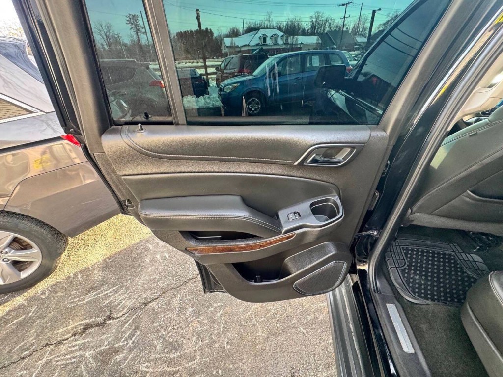 2016 Chevrolet Tahoe Image 9