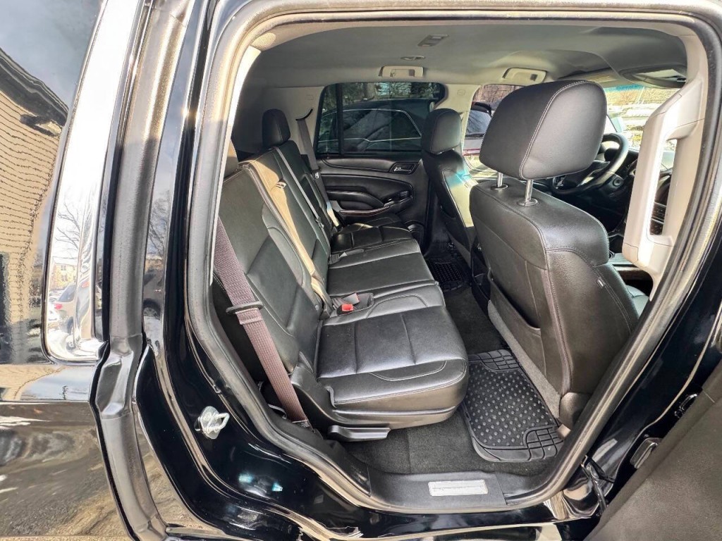 2016 Chevrolet Tahoe Image 16