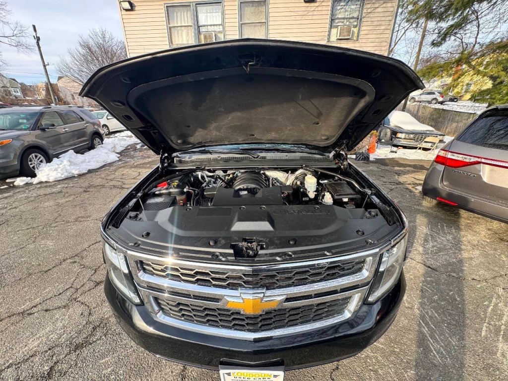 2016 Chevrolet Tahoe Image 21