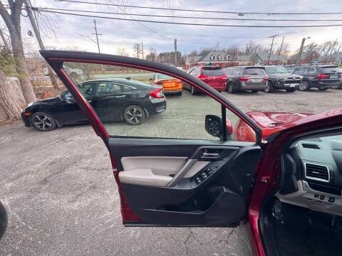 2017 Subaru Forester Image 6