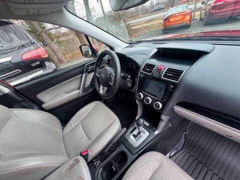 2017 Subaru Forester Image 14