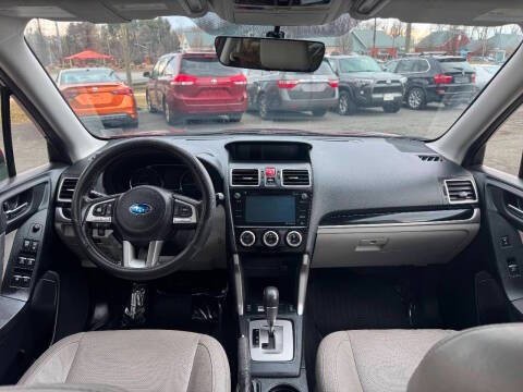 2017 Subaru Forester Image 16