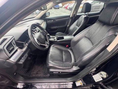 2017 Honda Civic Image 8