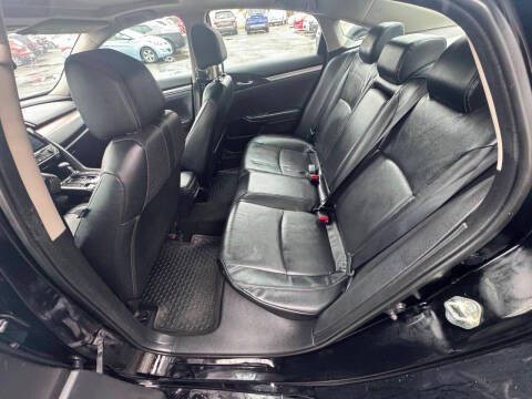 2017 Honda Civic Image 10
