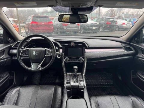 2017 Honda Civic Image 17
