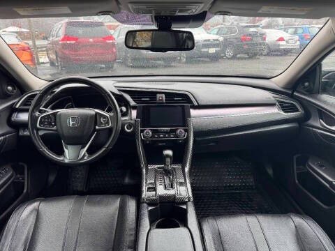 2017 Honda Civic Image 18
