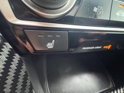 2017 Honda Civic Image 22