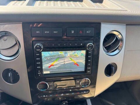 2013 Ford Expedition Image 24