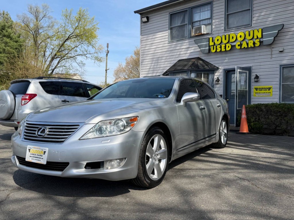 2011 Lexus LS 460 Image 2