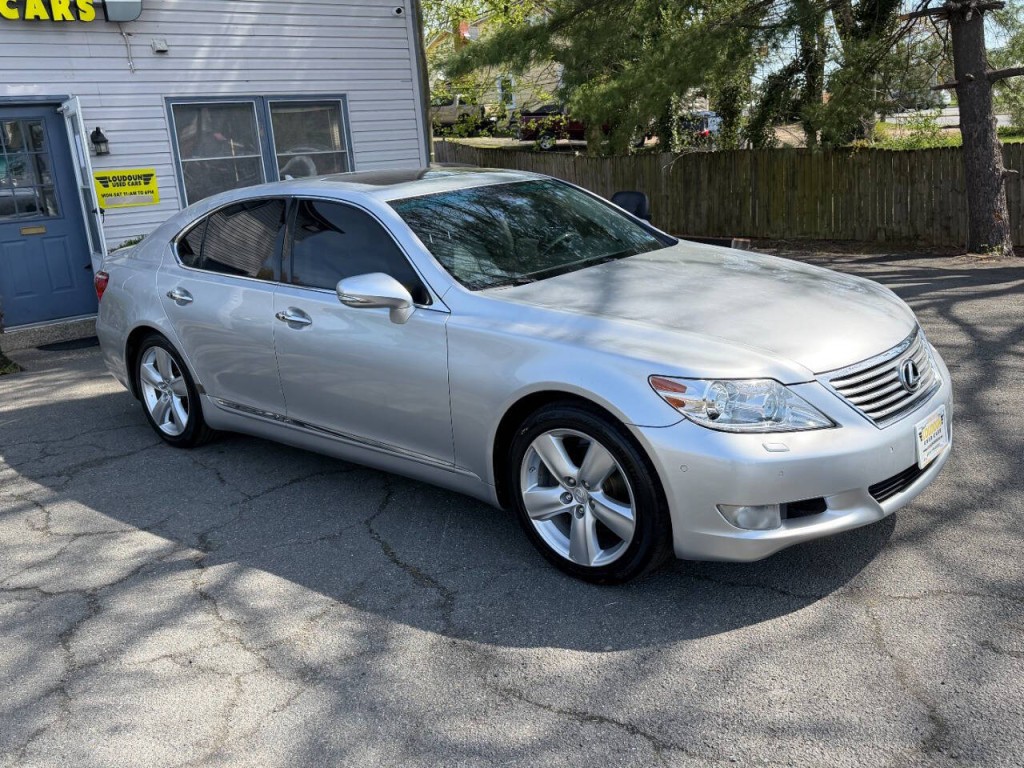 2011 Lexus LS 460 Image 4