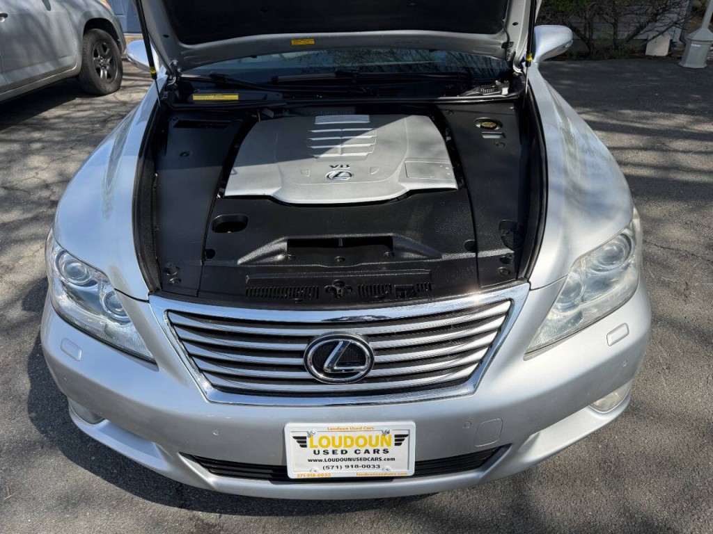 2011 Lexus LS 460 Image 22