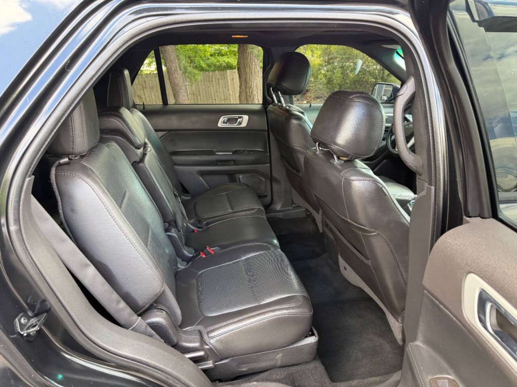 2014 Ford Explorer Image 16