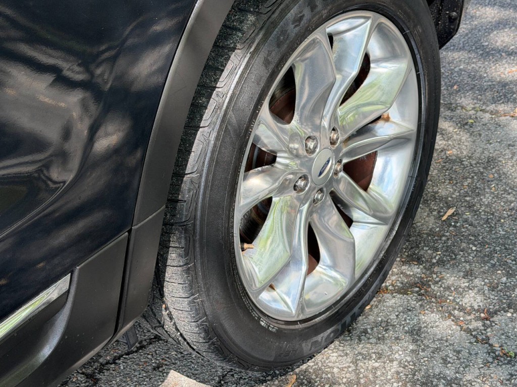 2014 Ford Explorer Image 32