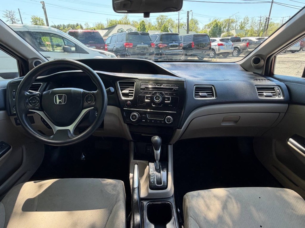 2013 Honda Civic Image 17