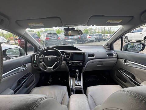 2015 Honda Civic Image 21
