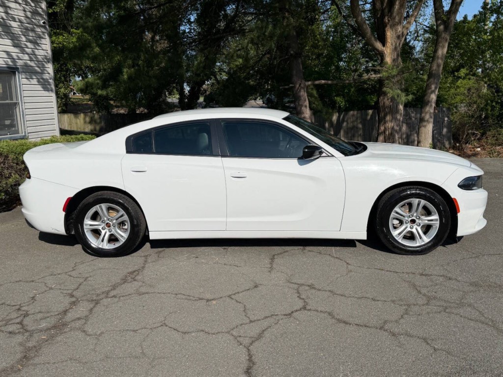 2021 Dodge Charger Image 4