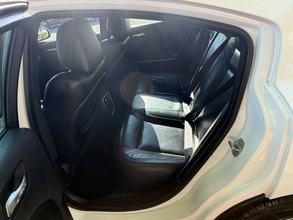 2021 Dodge Charger Image 11