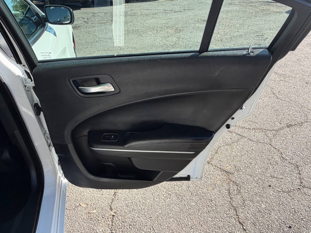 2021 Dodge Charger Image 13