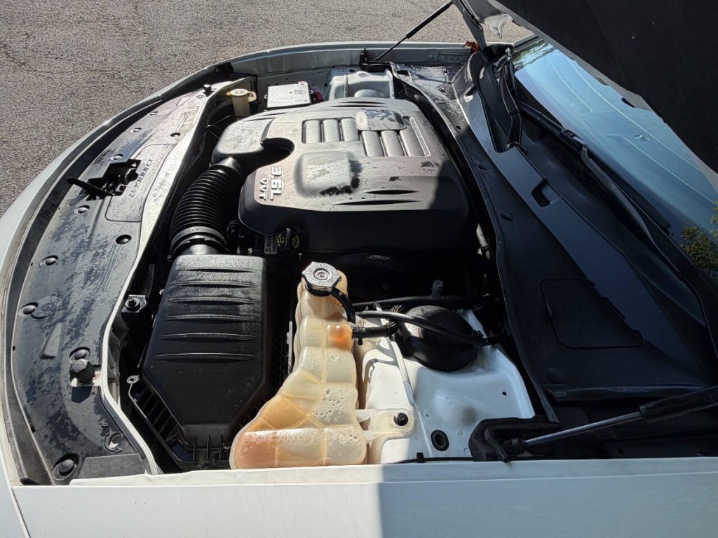 2021 Dodge Charger Image 21