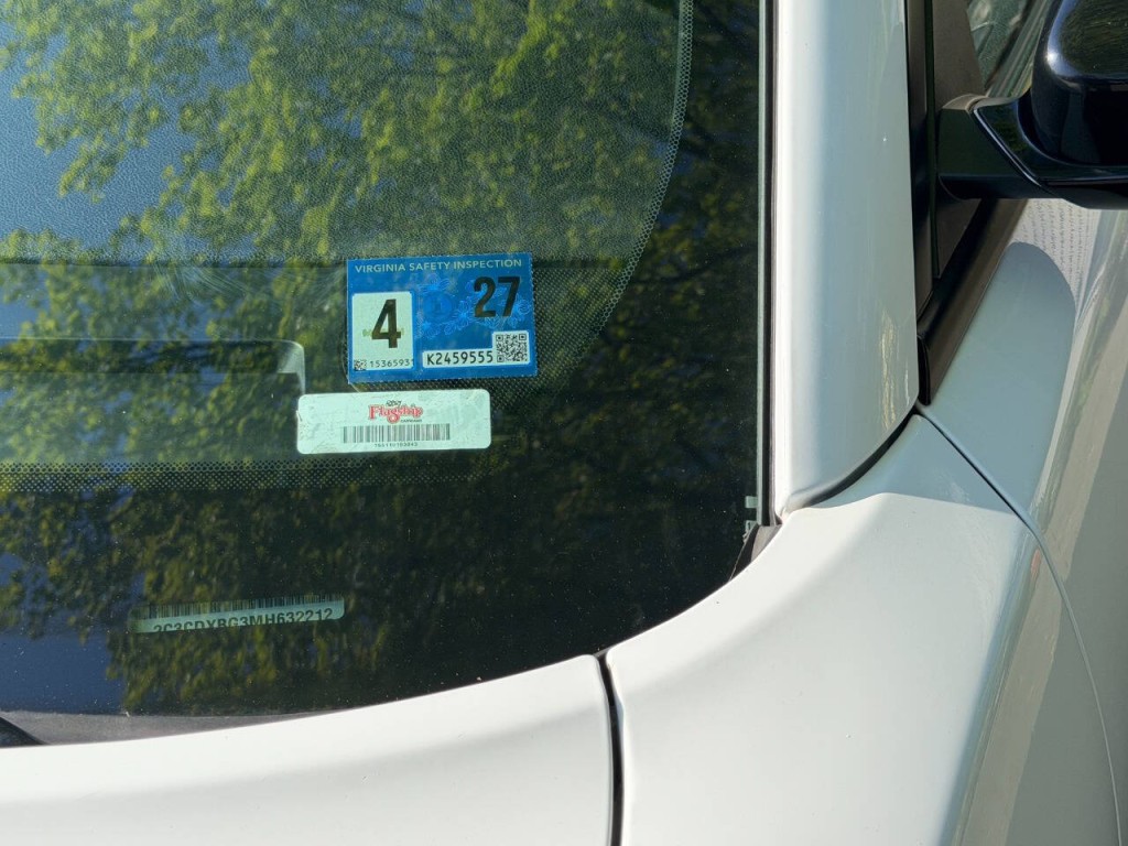 2021 Dodge Charger Image 22